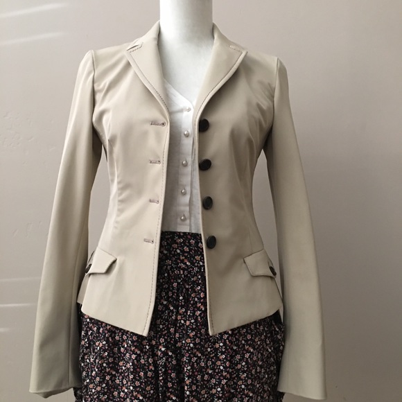 Authentic Prada jacket - Picture 2 of 7